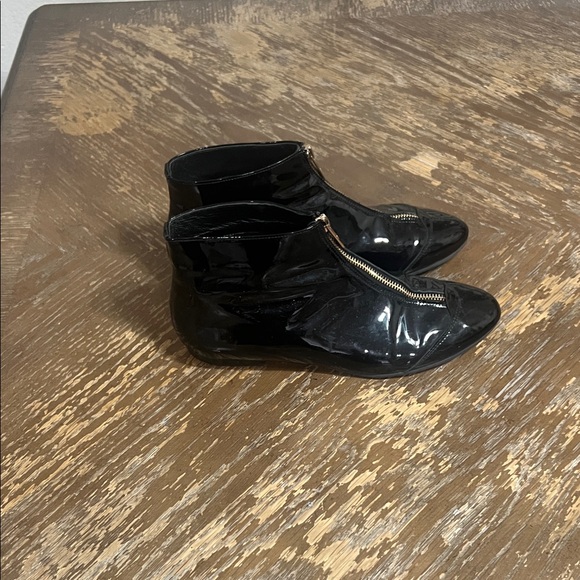 Elegant Black Patent Leather Ankle Booties - Picture 2 of 5